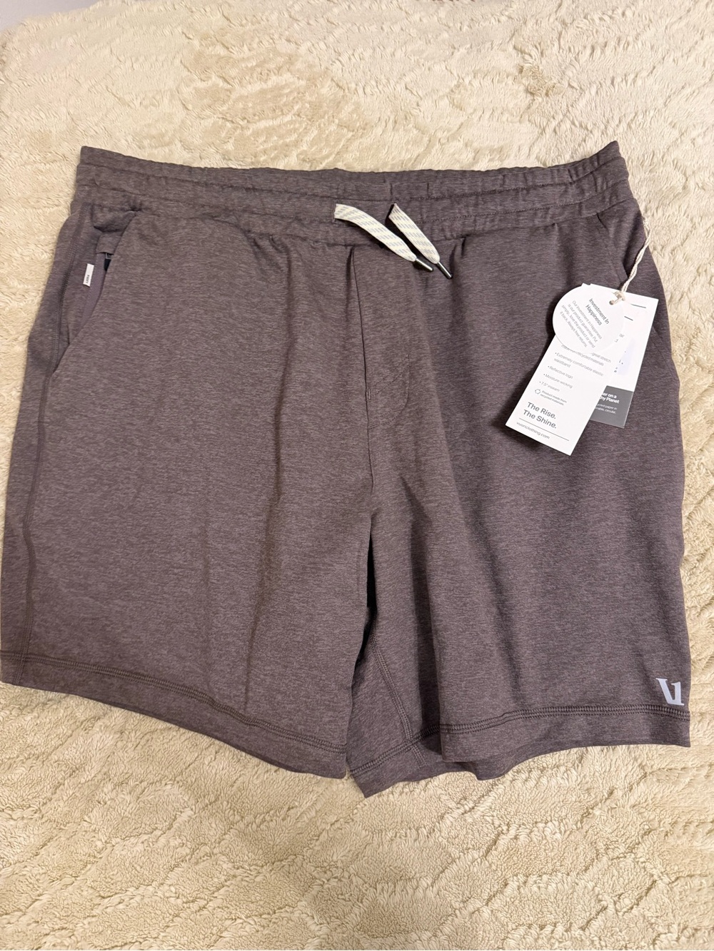 Vuori Men's Heather Charcoal Performance Shorts